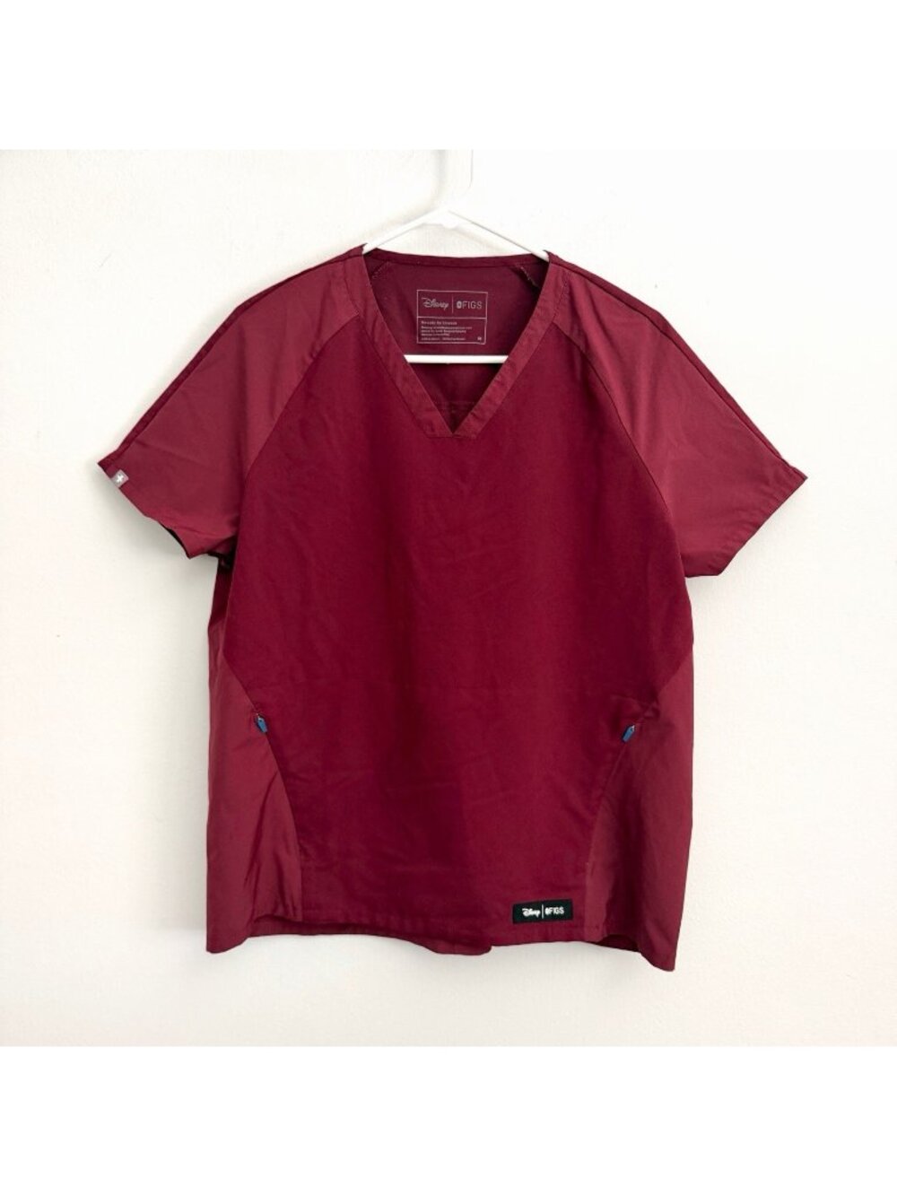 Figs x Disney Burgundy Short Sleeve Scrub Top Mickey Mouse Women’s Size Medium